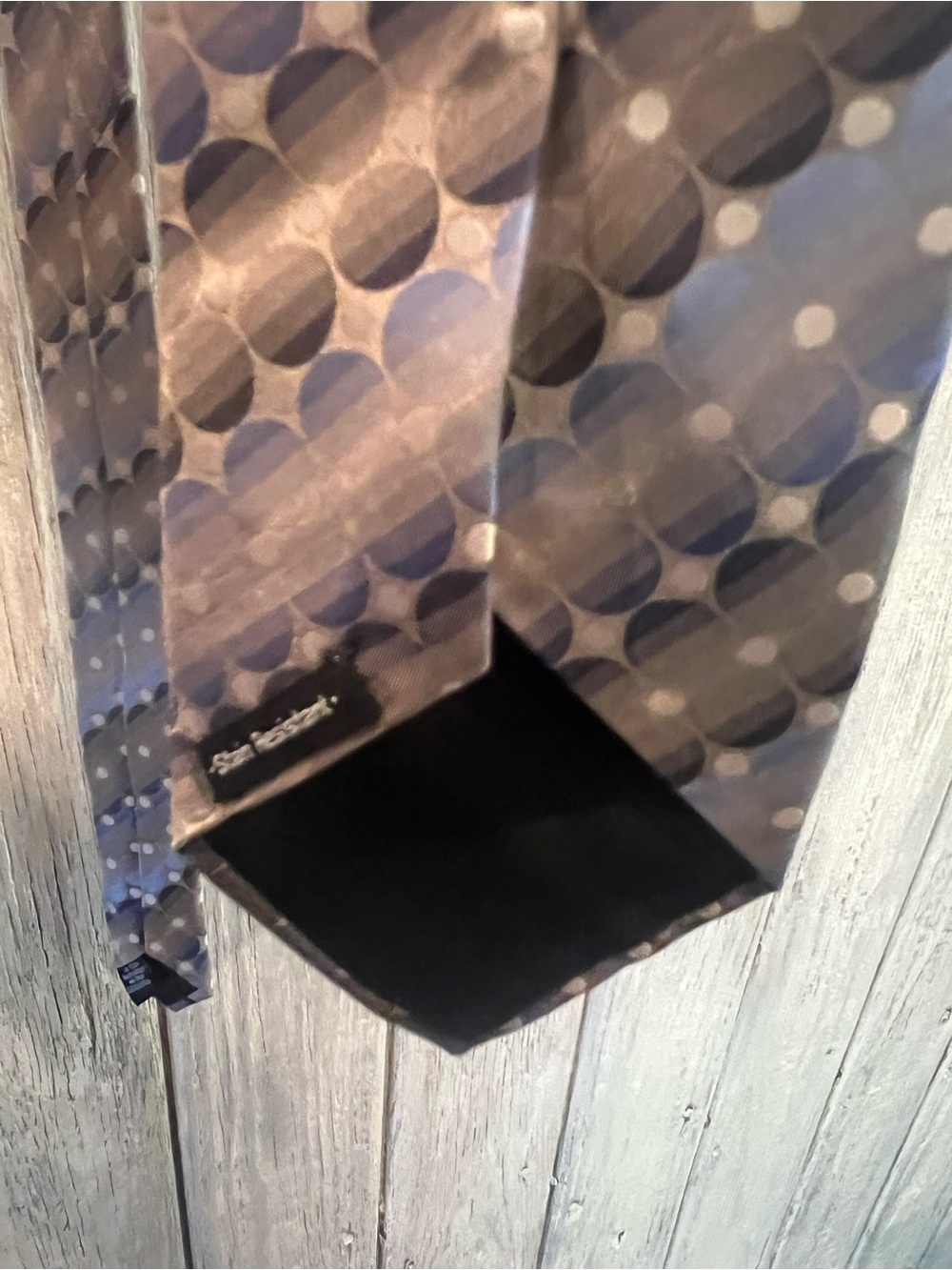 Classic Men's Van Heusen Polka Dot Stripe Tie - Picture 5 of 5